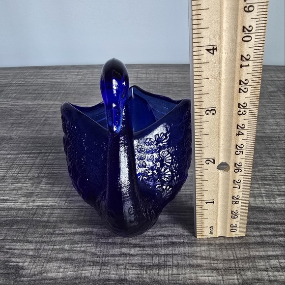 Fenton Cobalt Blue Swan Bird Collectible Glass Candy Trinket Ring Dish - Picture 8 of 10